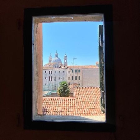 Ca' Romantica - Big Appartment At Accademia Венеция Экстерьер фото
