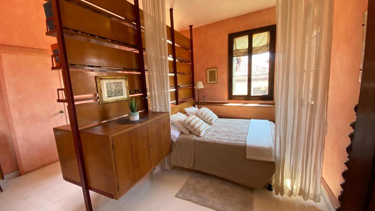 Ca' Romantica - Big Appartment At Accademia Венеция Экстерьер фото