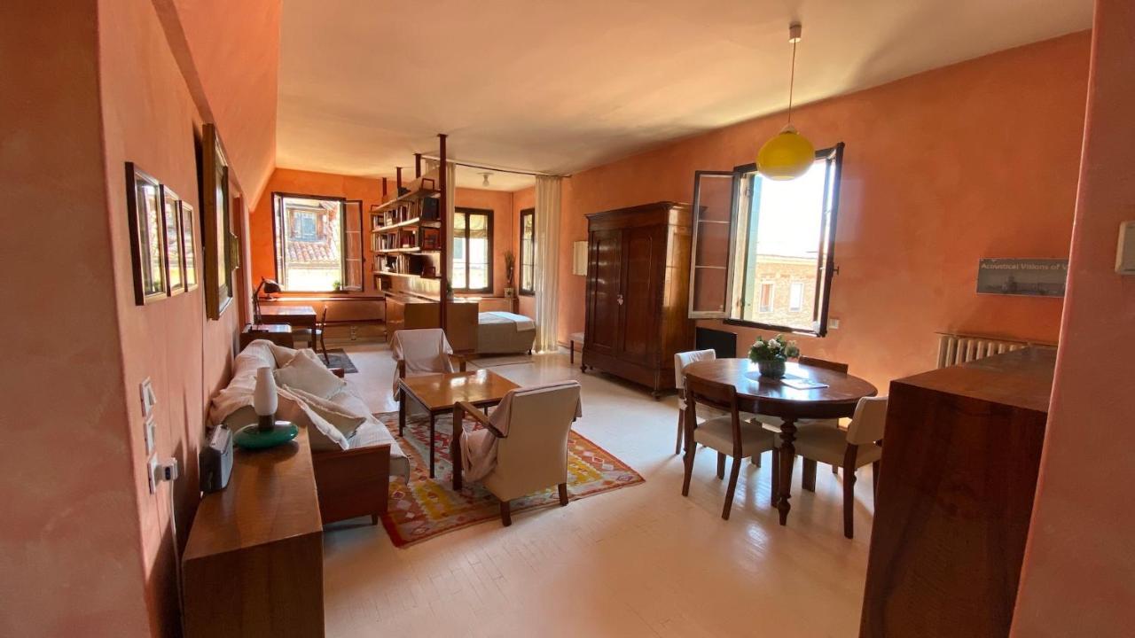 Ca' Romantica - Big Appartment At Accademia Венеция Экстерьер фото